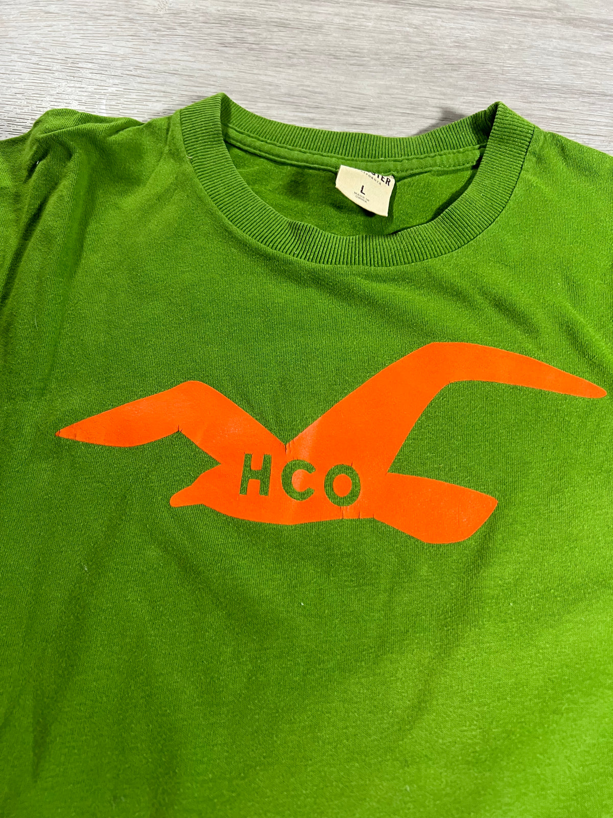 Hollister 2000s slim fit tee L