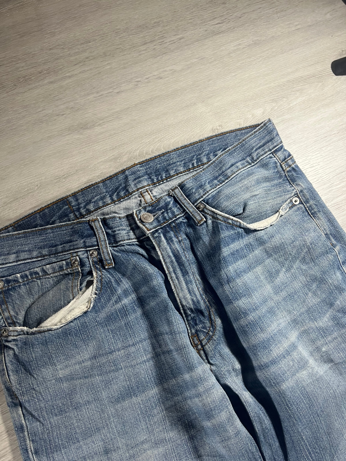 Levi's 751 straight bootcut Jeans W33 L32