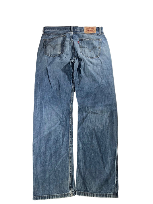 Levi's 751 straight bootcut Jeans W33 L32