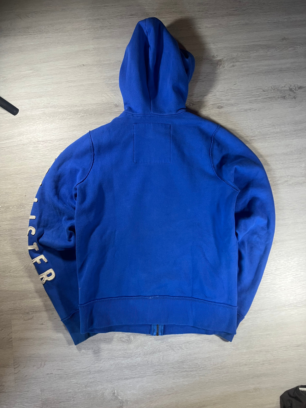 Hollister 2000s regular fit zipper L