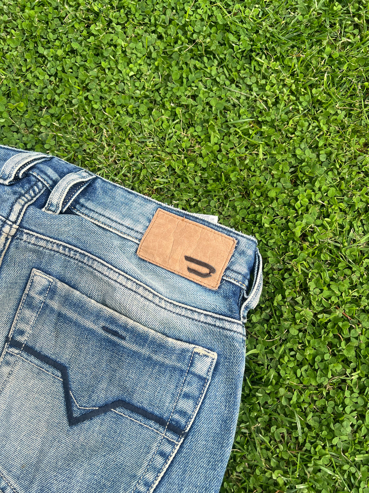Diesel Zathan Bootcut Jeans W28 L30