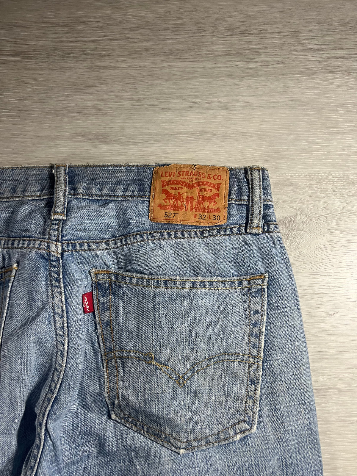 Levi's 527 slim bootcut Jeans distressed W32 L30