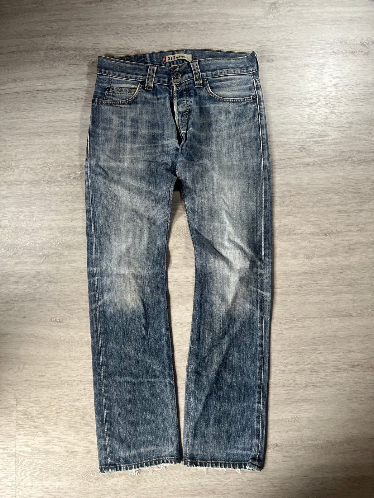 Levi's 512 bootcut Jeans raw hem W31 L32