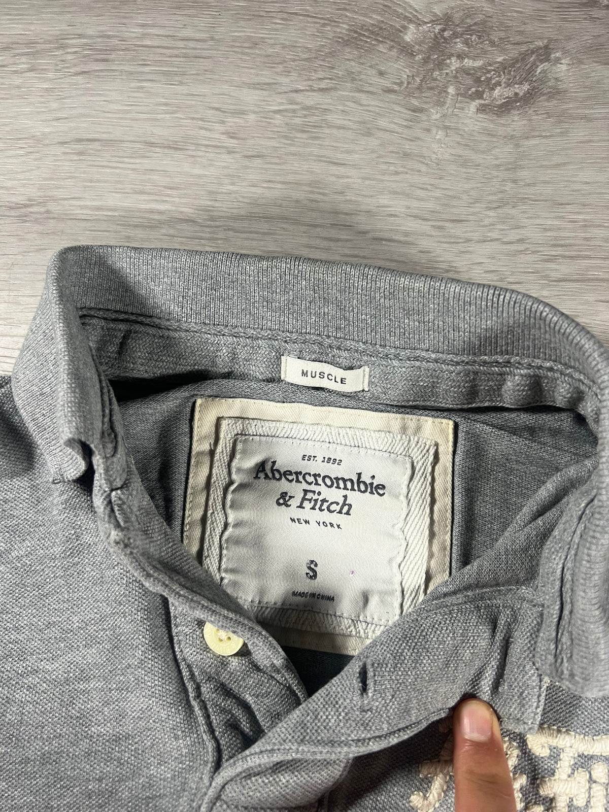Abercrombie & Fitch pique muscle fit polo S