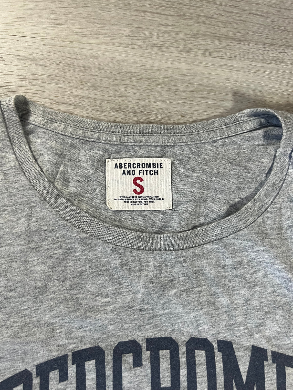 Abercrombie & Fitch slim tee S
