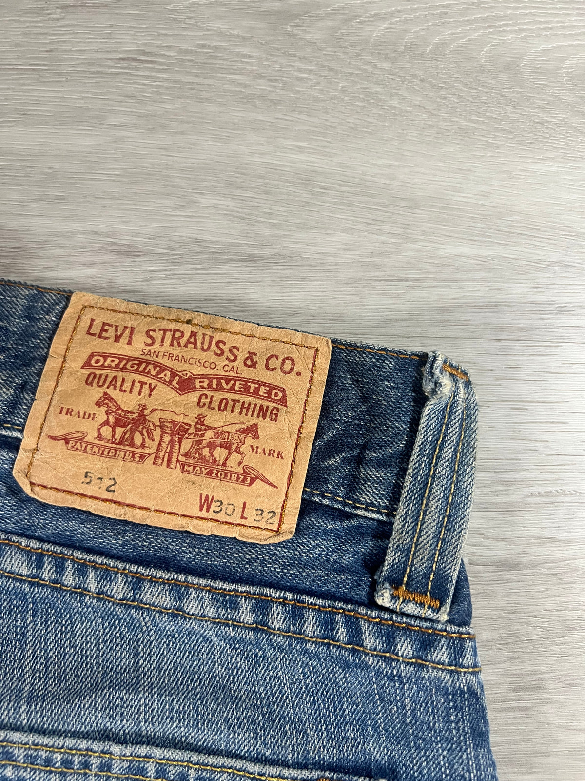 Levi's 512 bootcut Jeans paint splatter W30 L28
