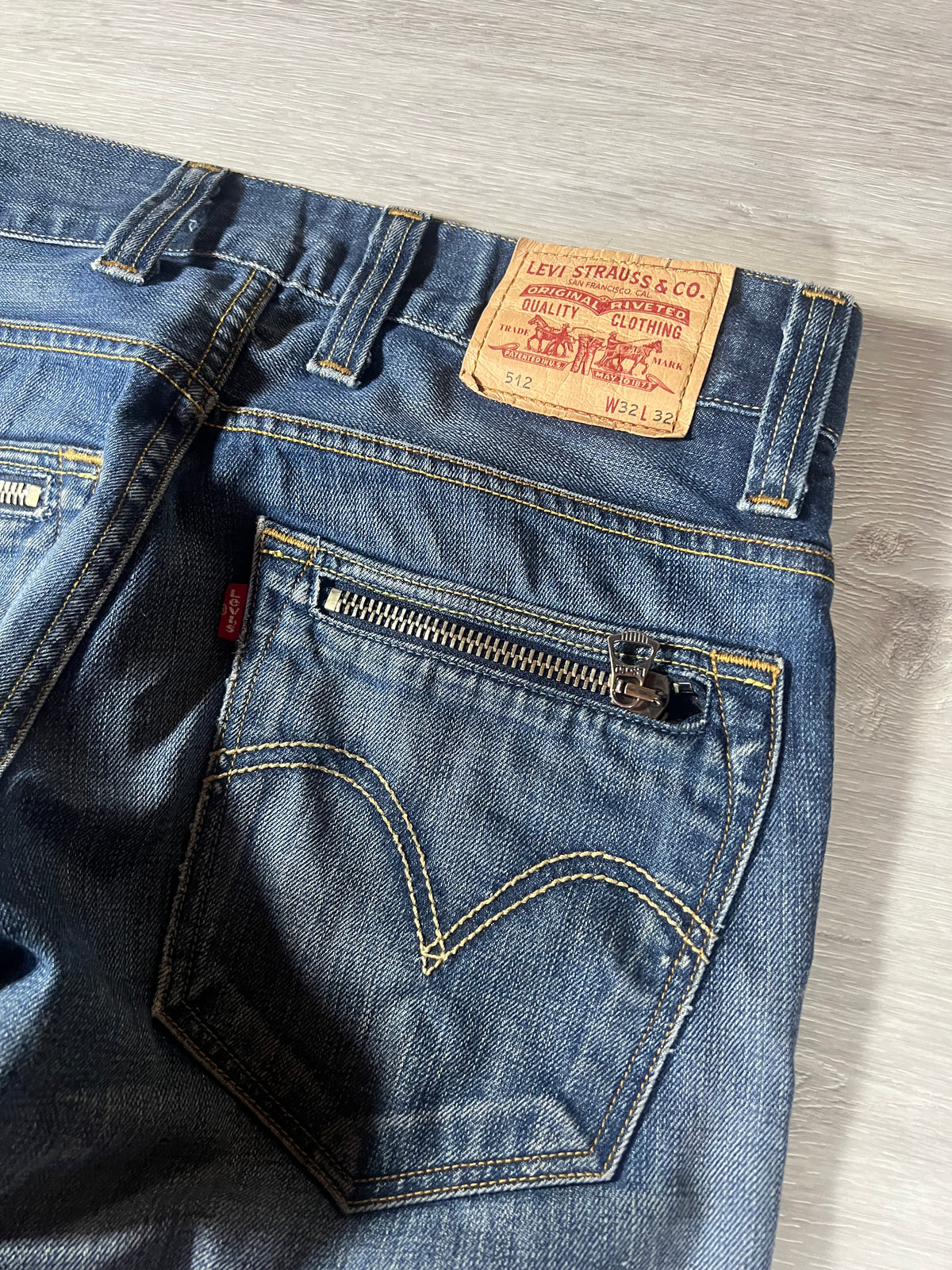 90s Levi’s 512 Bootcut W32 L33