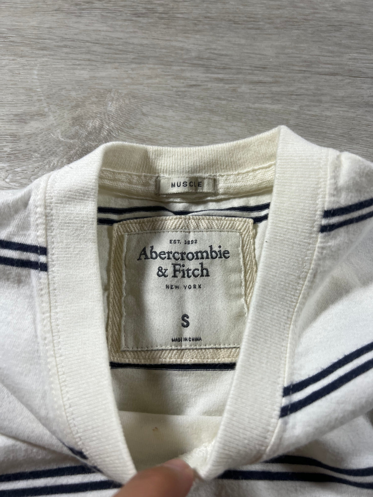 Abercrombie & Fitch muscle fit tee S