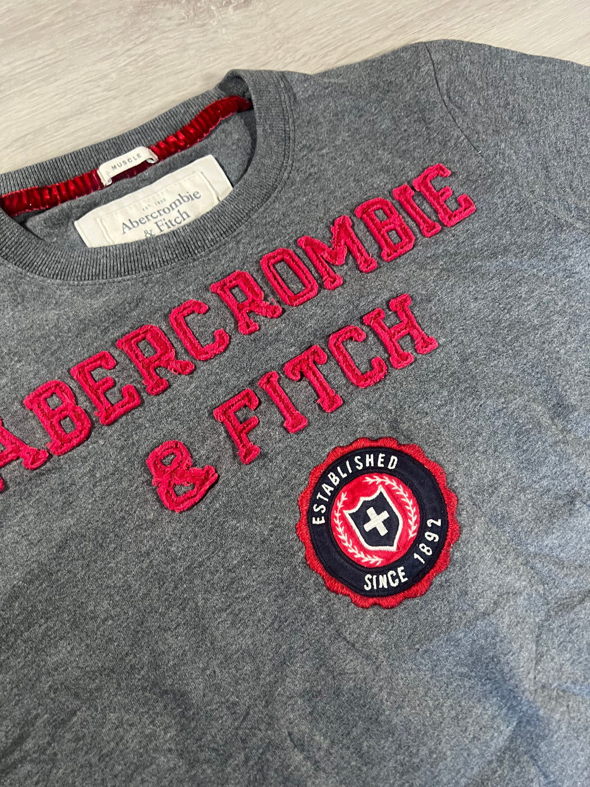 Abercrombie & Fitch muscle slim fit tee S