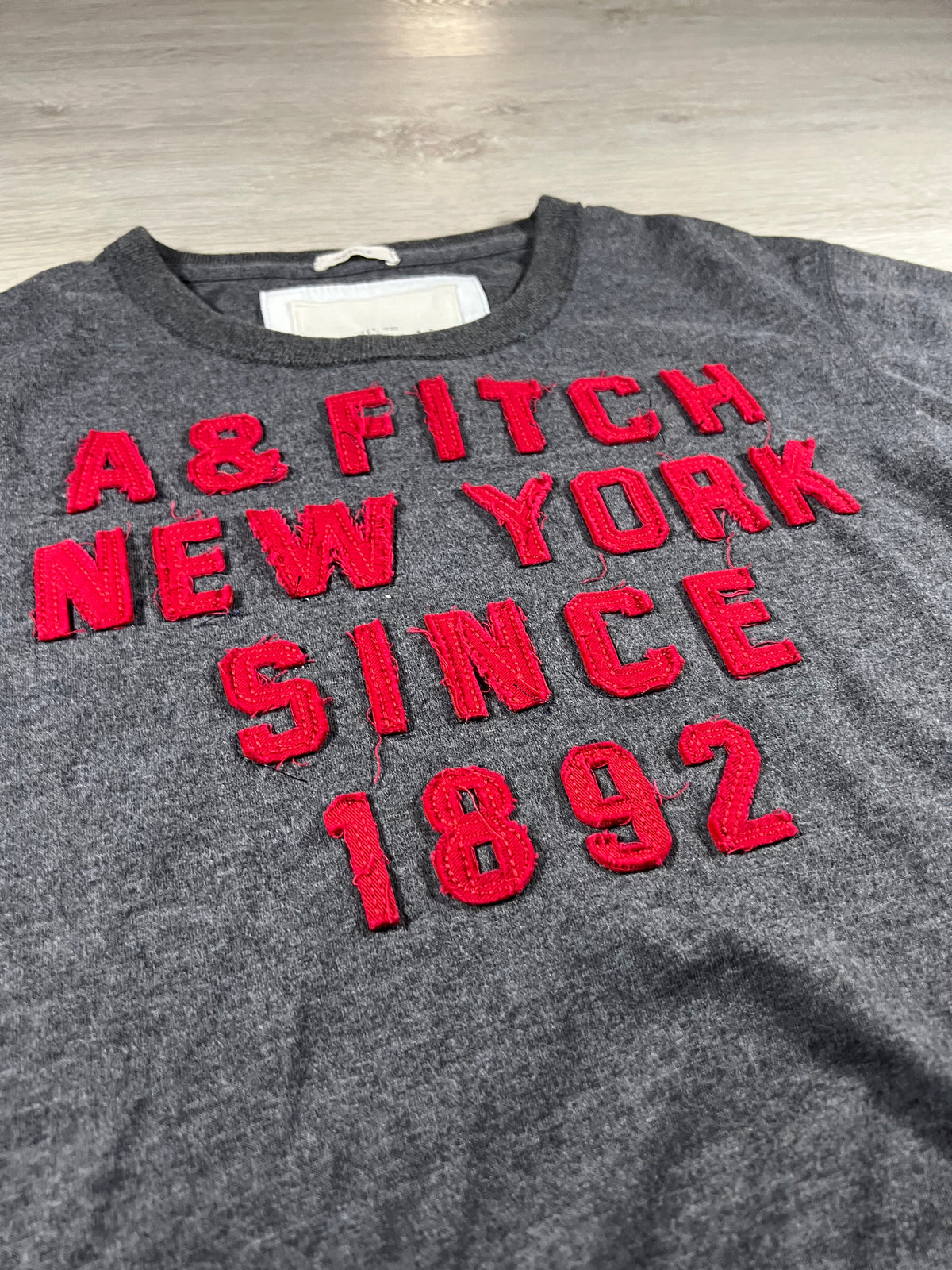 Abercrombie & Fitch muscle fit tee L