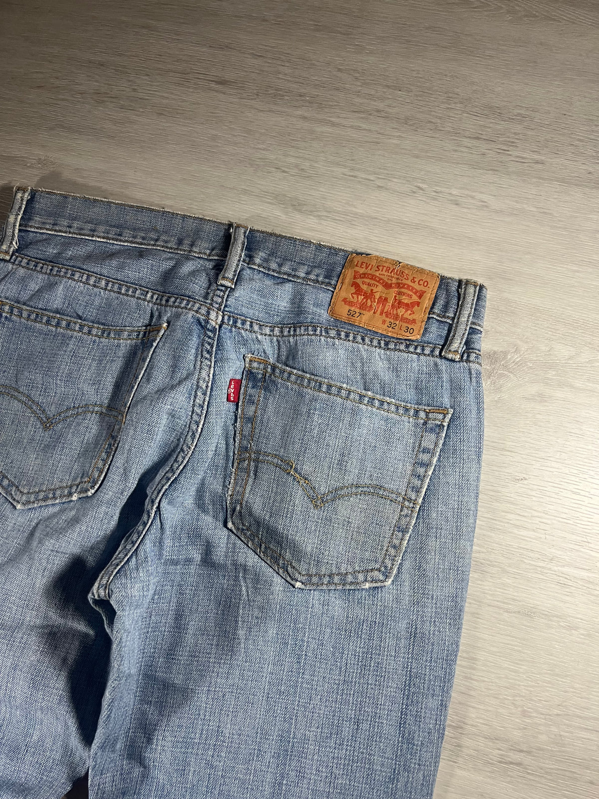 Levi's 527 slim bootcut Jeans distressed W32 L30
