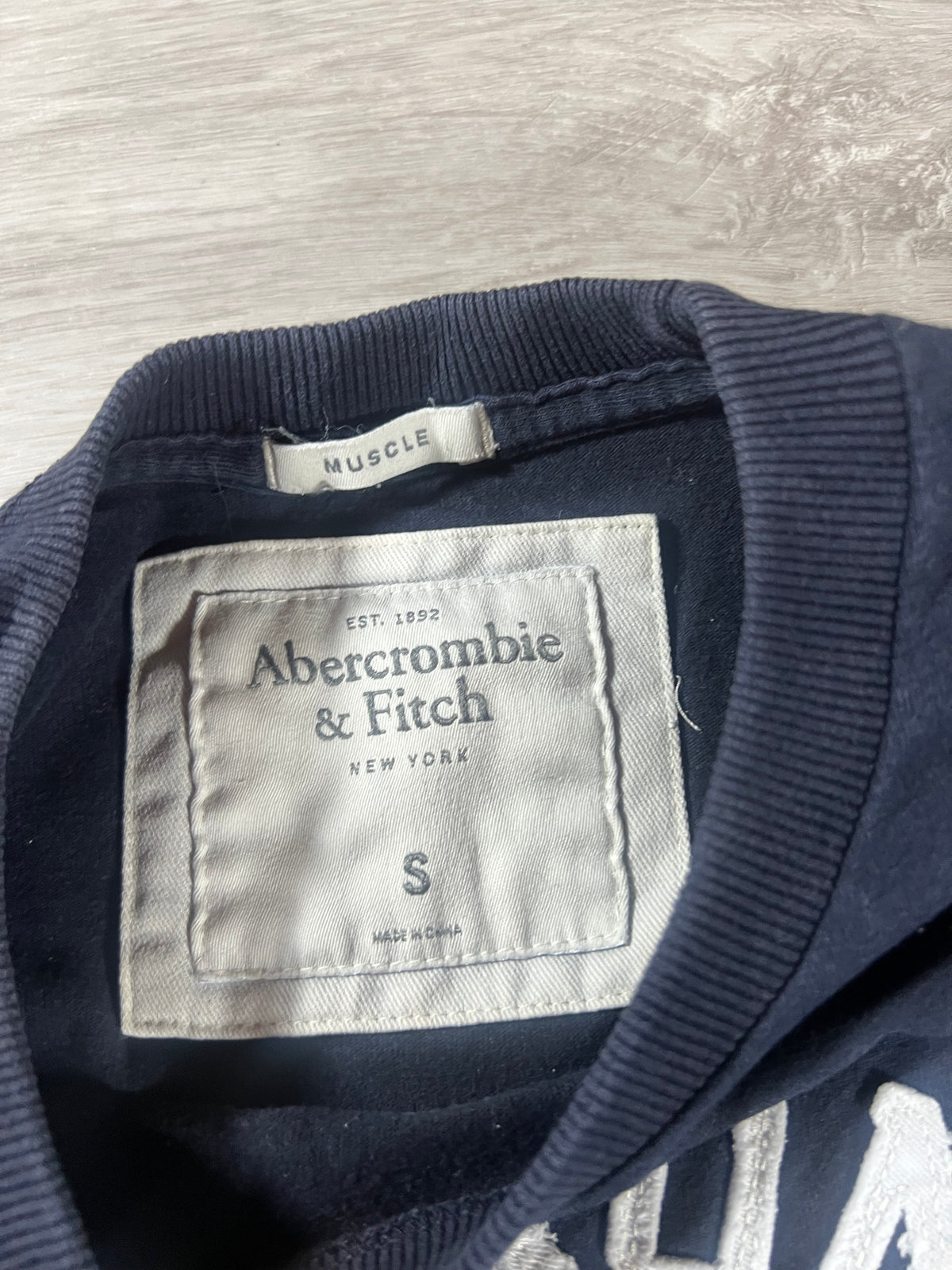 Abercrombie & Fitch muscle slim fit tee S