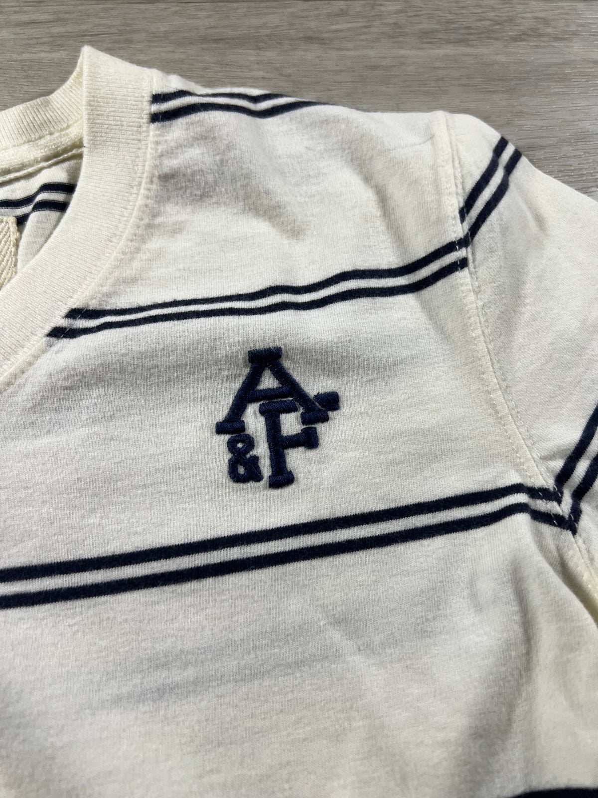 Abercrombie & Fitch muscle fit tee S