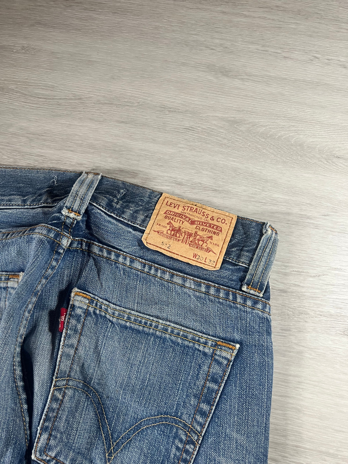 Levi's 512 bootcut Jeans paint splatter W30 L28