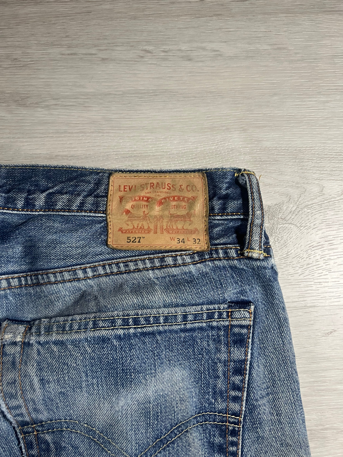 Levi's 527 slim bootcut Jeans distressed W34 L32
