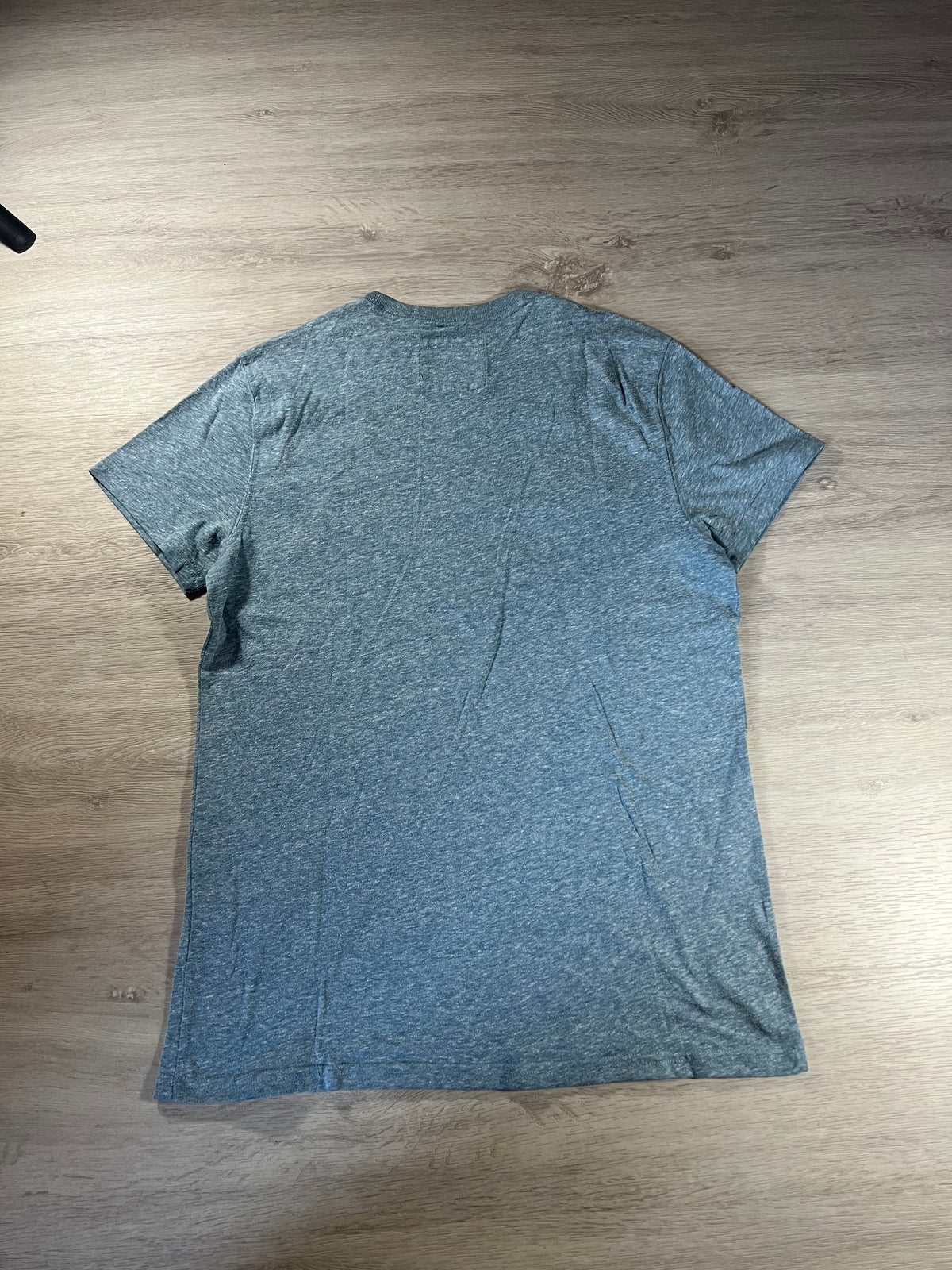 Hollister slim fit tee S